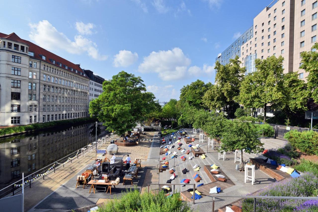 Estrel Berlin Hotel Exterior photo